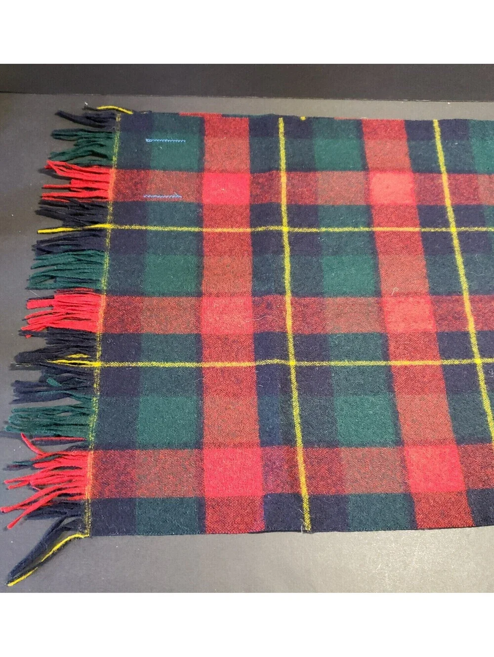Pendleton 100% Virgin Wool Scarf Red Green Blue Plaid Tartan Fringe USA 51x12